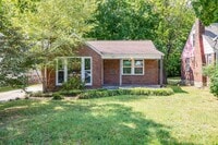 Building Photo - Adorable WE-HO Cottage