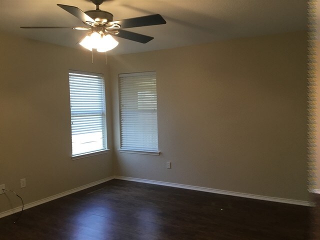Building Photo - 7110 Chambers Creek Ln