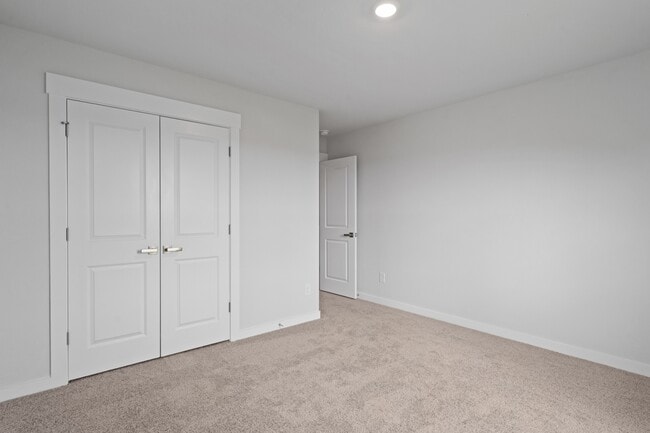 Building Photo - 1031 Peaceful Fawn Dr