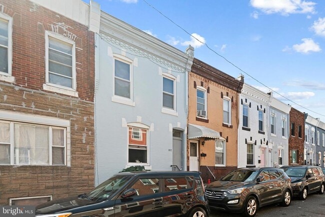 Building Photo - 402 Durfor St
