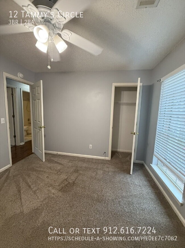 Building Photo - 12 Tammy's Cir