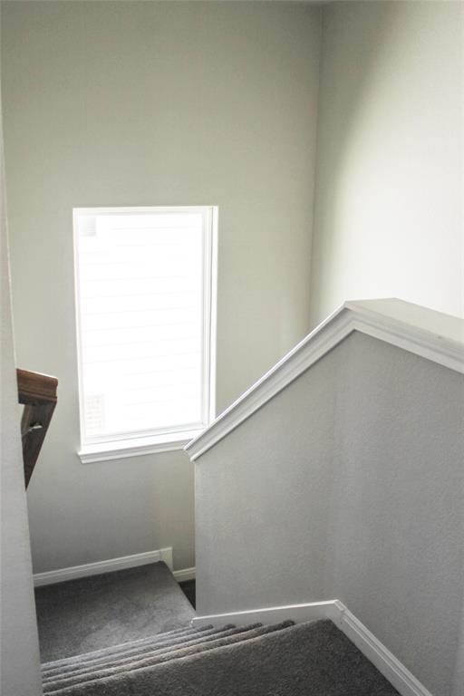 Building Photo - 396 Spooner St