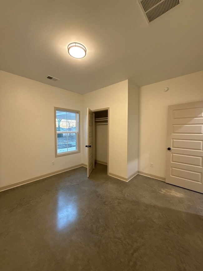 Building Photo - 41 Wooten Ave