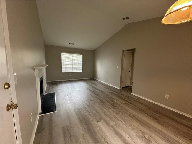 Building Photo - 115 Yatley Ct