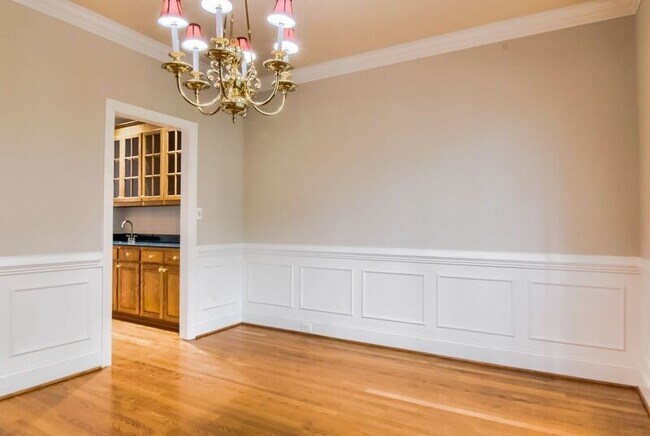 Building Photo - 2320 Primrose Valley Ct