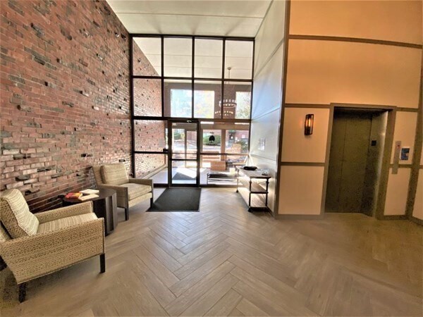 Building Photo - 993 Massachusetts Ave