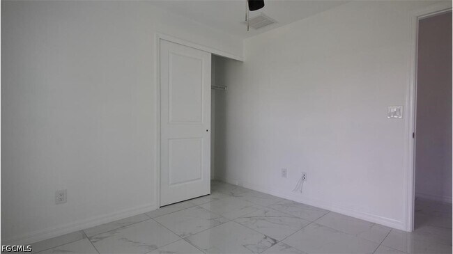 Building Photo - 3433 Jeffcott St