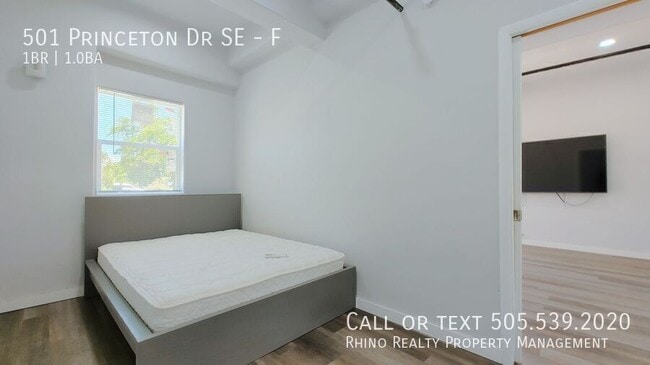 Building Photo - 501 Princeton Dr SE