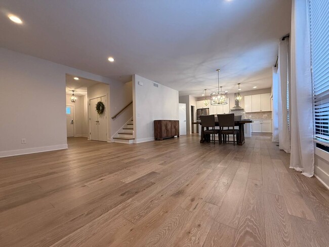 Building Photo - Beautiful 4BR/3.5BA Home in Granger – Spacious & Updated!