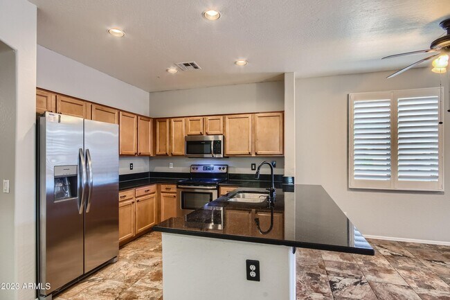 Building Photo - 44131 Kramer Ln