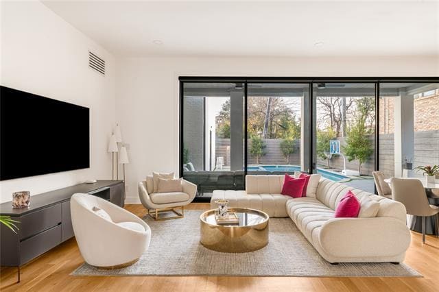 Building Photo - 4201 Potomac Ave