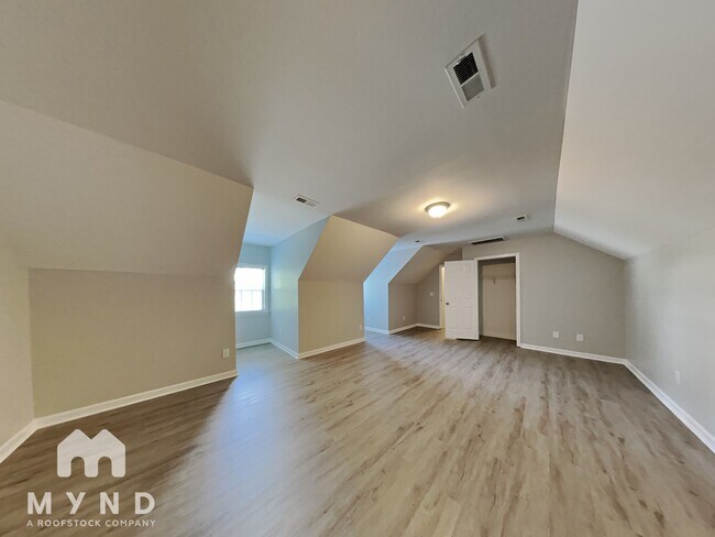 Building Photo - 50 Andrea Dr