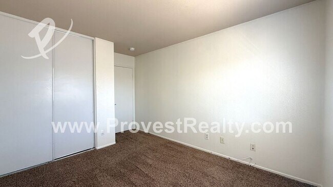 Building Photo - 14051 Horseshoe Way