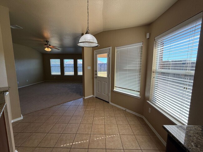 Building Photo - 2539 Red Fern Dr