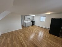 Building Photo - 221 E Hoffman Ave