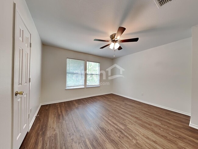 Building Photo - 2436 Sierra Dr
