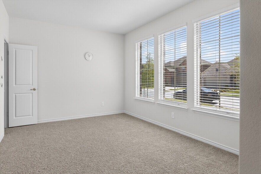 Building Photo - 8125 Danny Scarth Ln