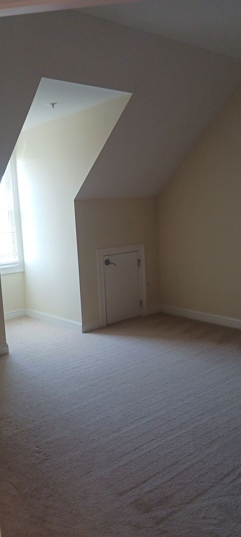 Building Photo - 2 bedroom/ 2 bathroom- Bennington on the Park