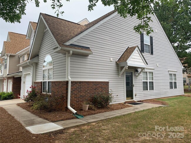 Building Photo - 11163 Saintsbury Pl
