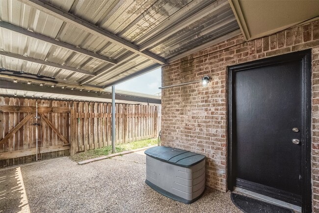 Building Photo - 1312 Ward Rd