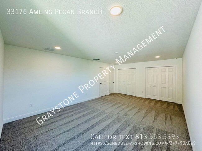 Building Photo - "Luxury Living in Wesley Chapel: Spacious ...