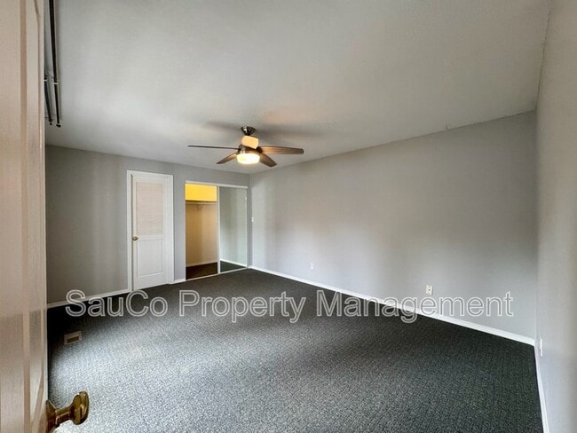 Building Photo - 1734 NE Bryant St