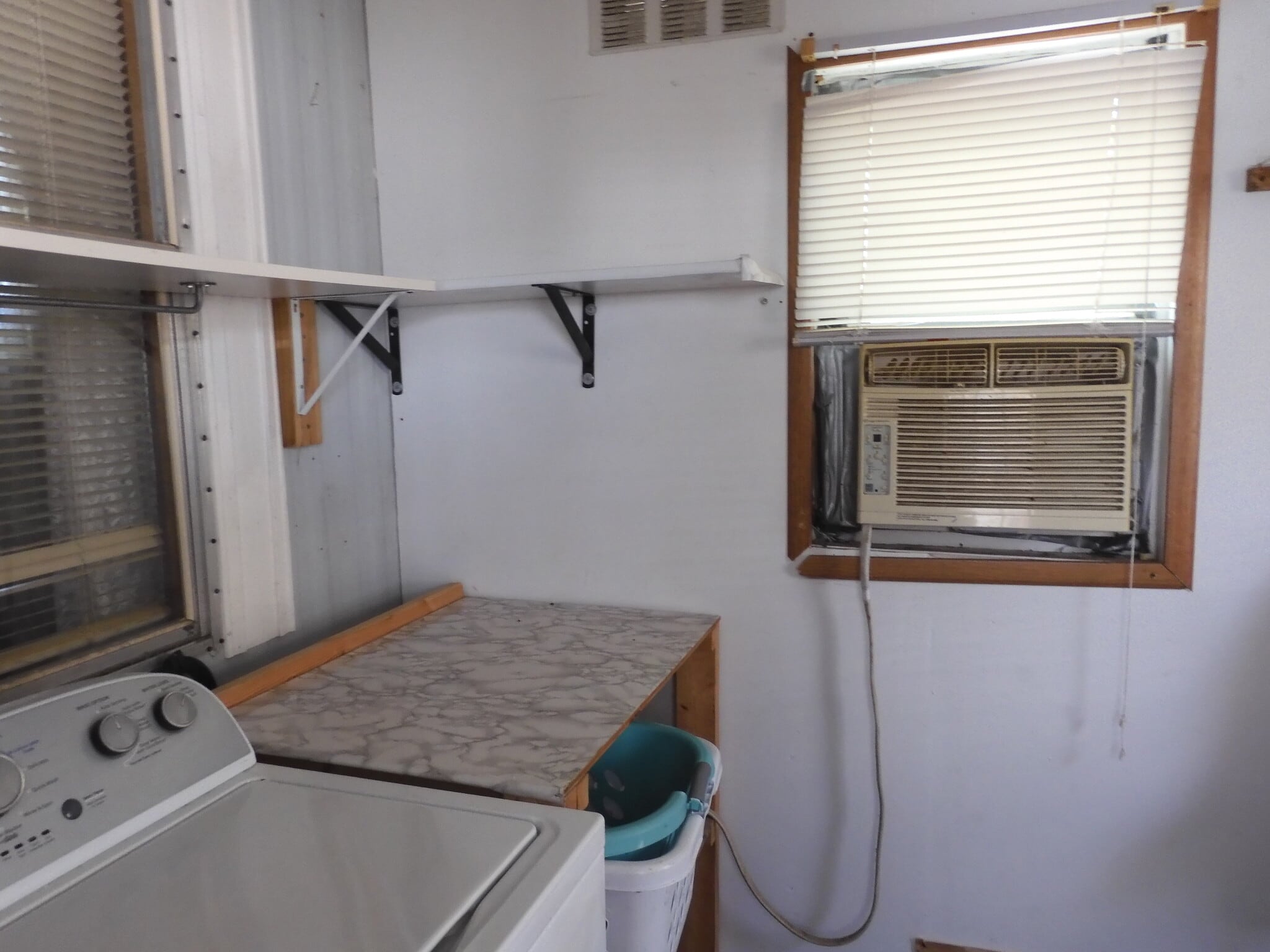 A/C IN SHED - 7831 Sunrunner Dr