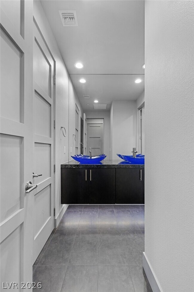Building Photo - 1168 Monte De Luz Way