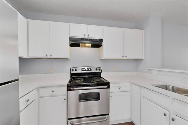 Building Photo - 6723 Ambercrest Dr