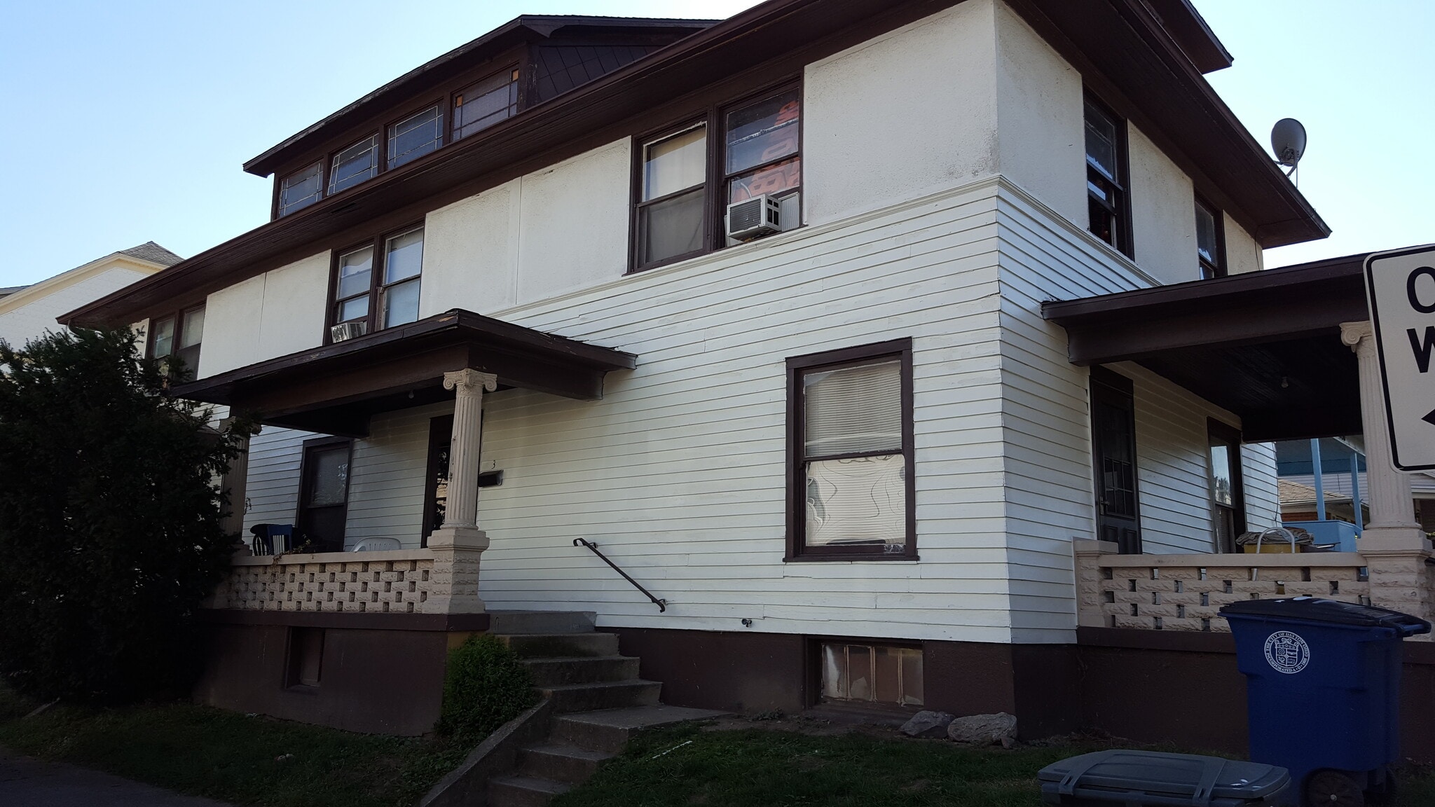 Townhouse - 3 Edgar Ave