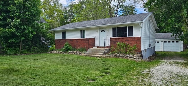 Building Photo - 536 Miller Ave