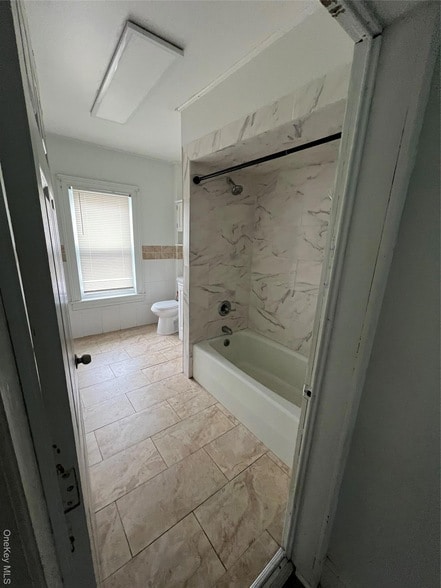 Building Photo - 49 Orange St