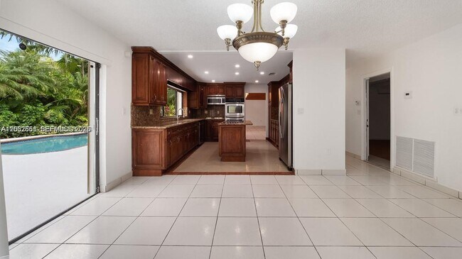 Building Photo - 14251 SW 107th Terrace