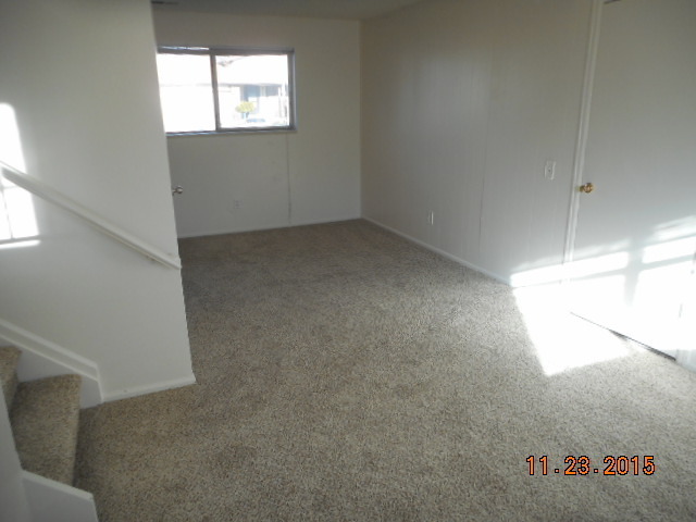 Building Photo - 3 Bedroom 2 bath, single family house in W...