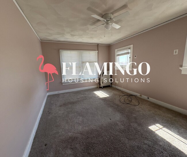 Building Photo - “Massive 8-Bedroom Home in Dayton – Rare Multi-Level Living Space”