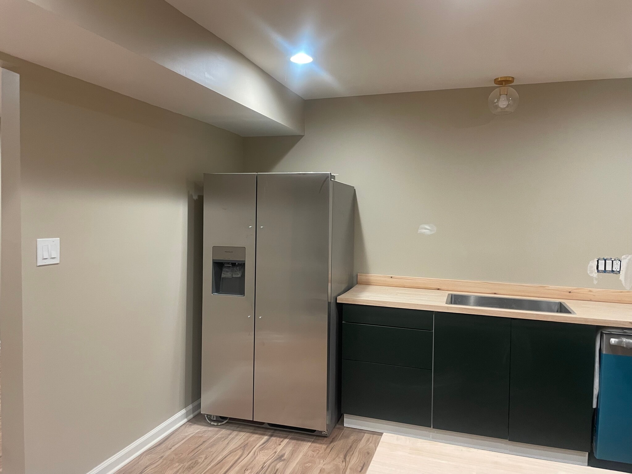 Kitchen - 2409 Foxtrot Rd