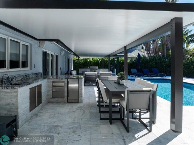Building Photo - 3000 Jasmine Terrace