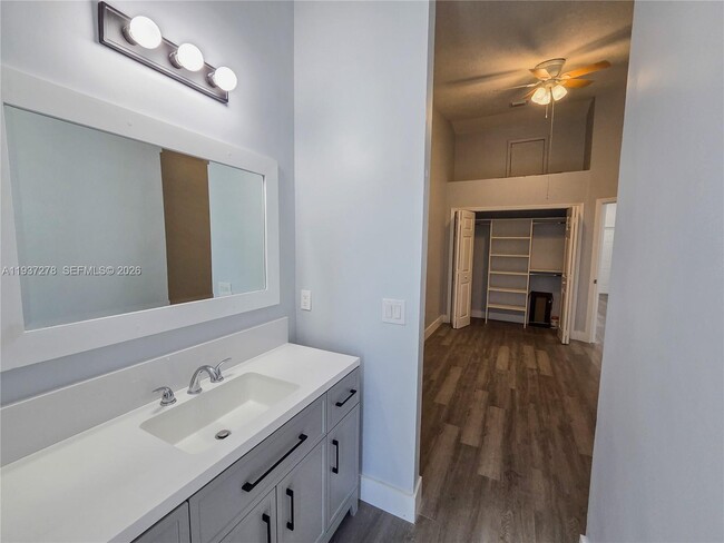 Building Photo - 3639 NW 83rd Ln