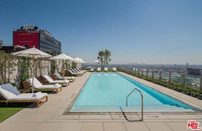 Building Photo - 9040 Sunset Blvd