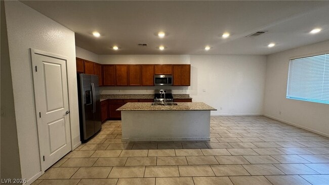Building Photo - 7080 Garnet Crest Ct