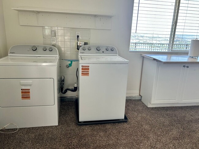 Building Photo - RARE Rental Opportunity – Private ADU with...