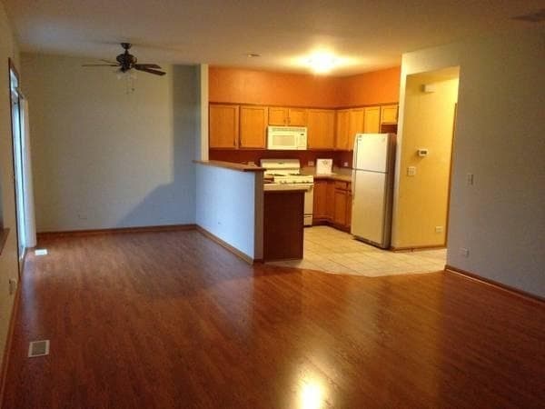 Building Photo - 674 Arbor Cir