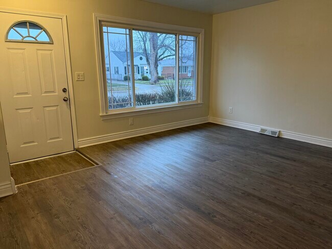 Building Photo - 17422 Keppen Ave