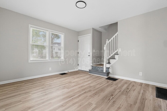 Building Photo - 782 Whitethorne Ave