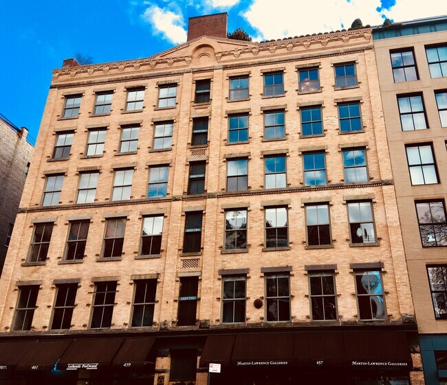 Building Photo - Prime SoHo - Stunning PH Loft with Roof