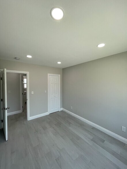 Building Photo - 8960 Virginia Ave
