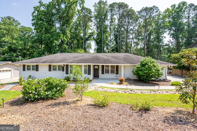 Building Photo - 2617 Caladium Dr NE