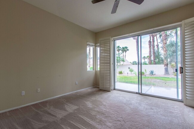 Building Photo - GORGEOUS MOVE IN READY SINGLE-STORY 4-BEDROOM HOME!