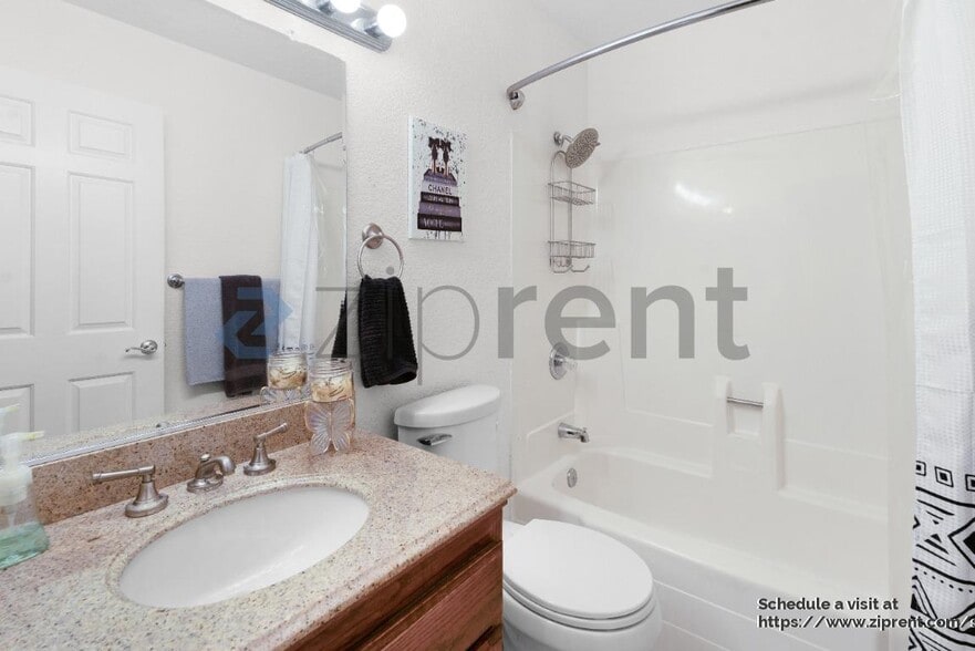 Building Photo - 7417 Auburn Oaks Ct