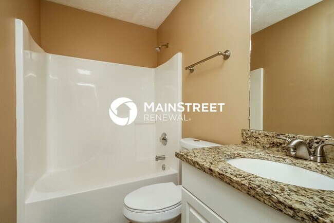 Building Photo - 3 Bedroom Pet-Friendly Home in La Vergne, TN with Main Street Renewal